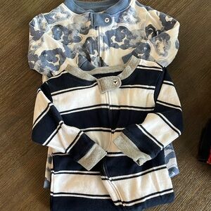 Burt’s Bees Footed PJ Bundle